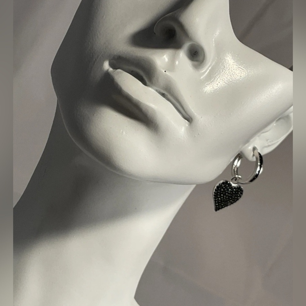 NWT COTE d’ ARGENT STERLING SILVER & BLACK SPINEL HEART HOOP EARRINGS! AMAZING! - Picture 6 of 6